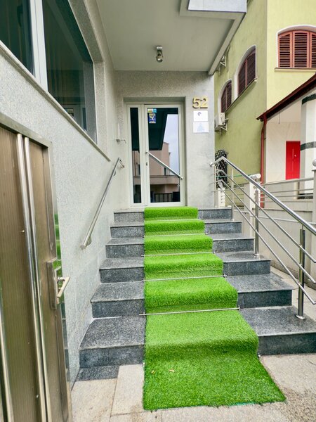 Unirii, Tineretului, Dimitrie Cantemir, 120 mp, parter.